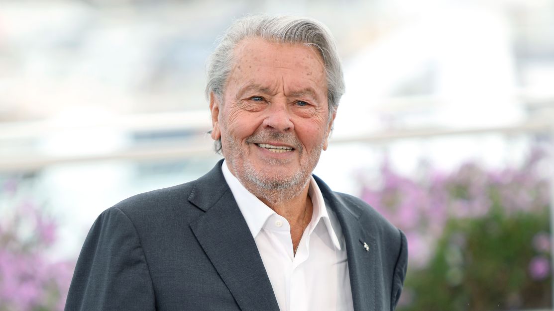 “i-thought-he-was-eternal”:-fans-mourn-the-death-of-french-actor-alain-delon