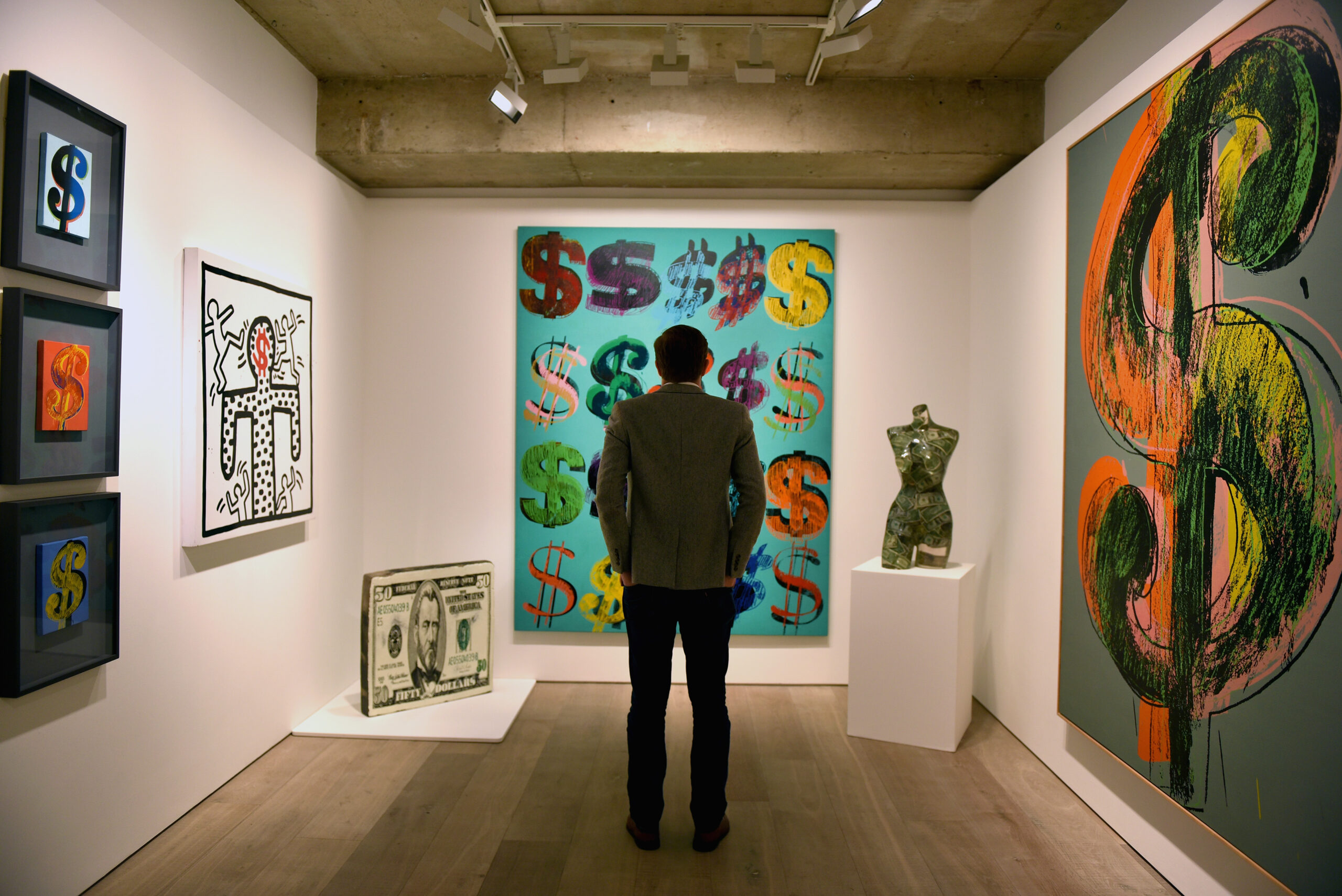 while-they-are-unable-to-sell,-wealthy-individuals-offer-works-of-art-as-collateral-for-credit